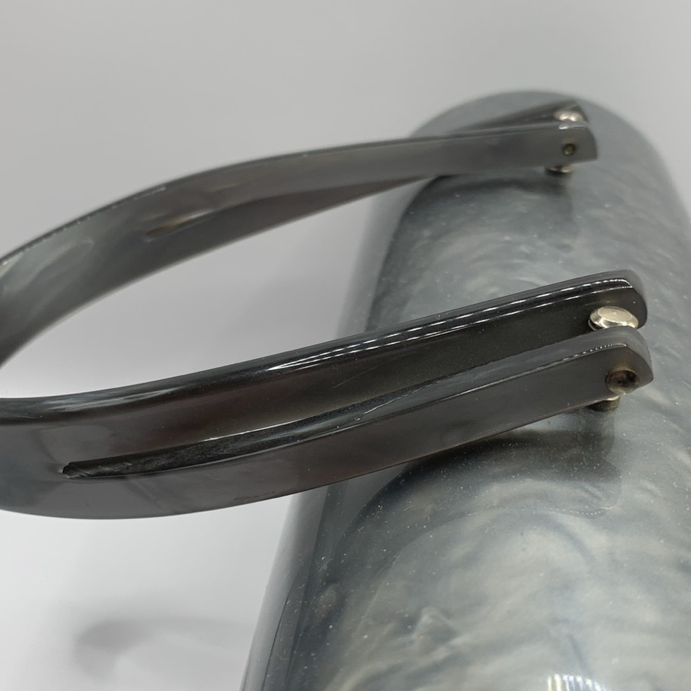 VINTAGE WILARDY GRAY LUCITE LUNCH/ BOX BAG/PURSE CLIP LOCK EXCELLENT CONDITION - Picture 4 of 9